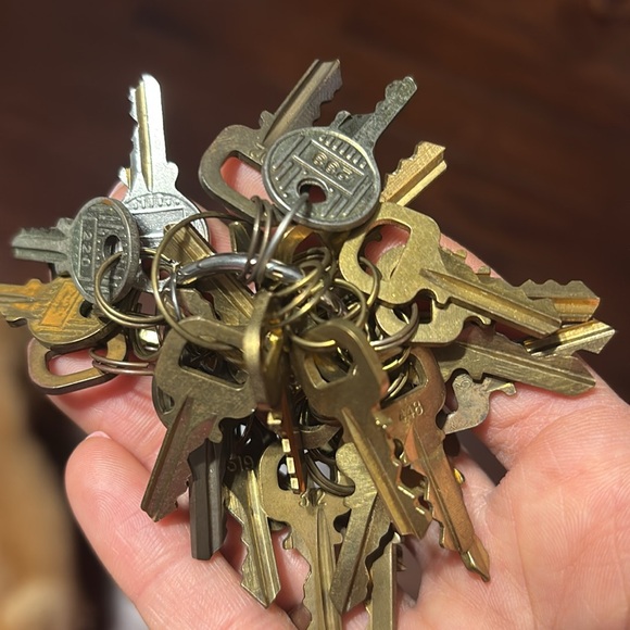 Authentic Louis Vuitton Key for lock - Picture 4 of 5